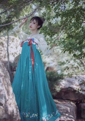 欧美日韩18岁_720神马影院手机在线